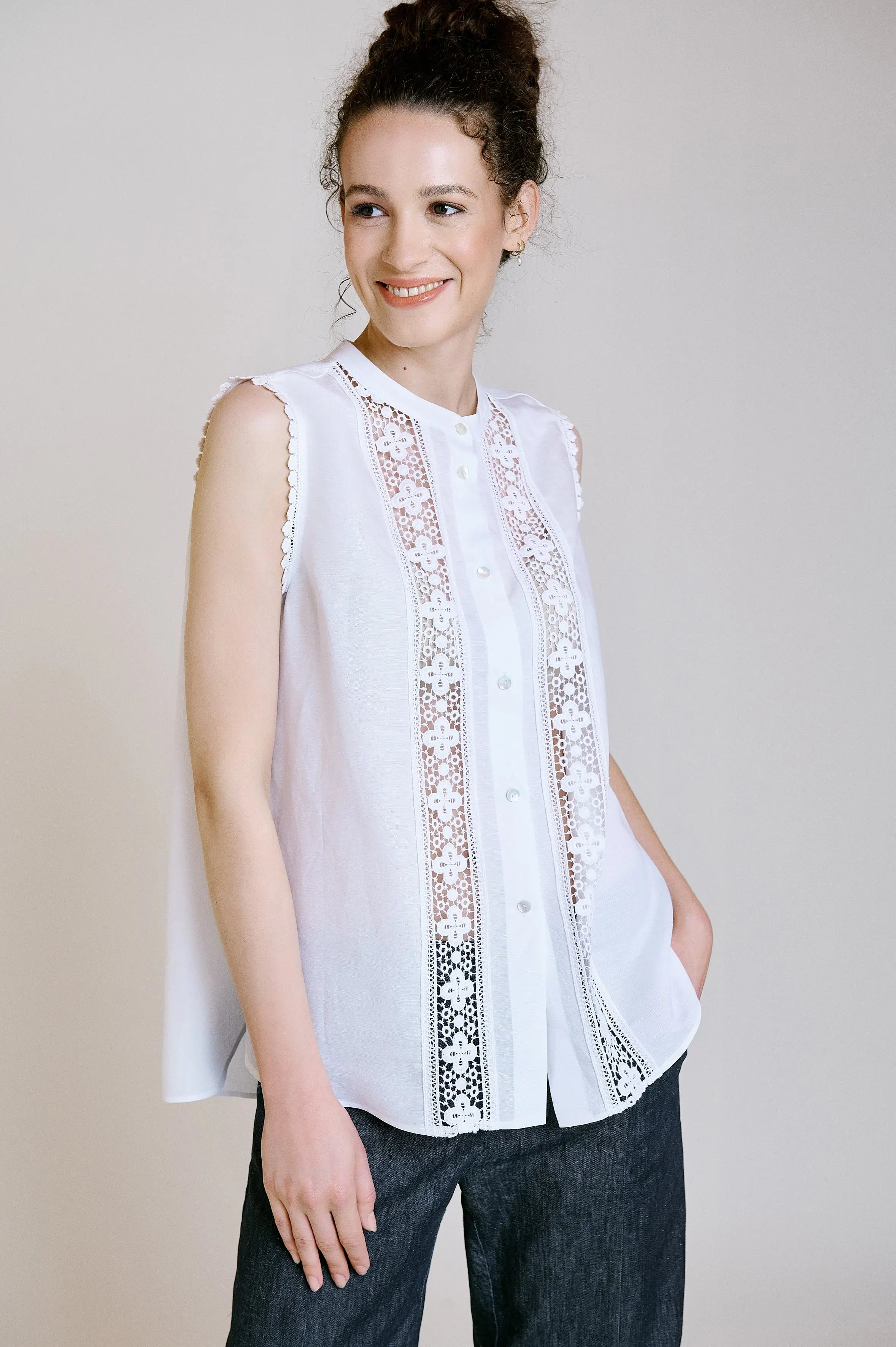 Ärmellose Leinenbluse VON&ZU