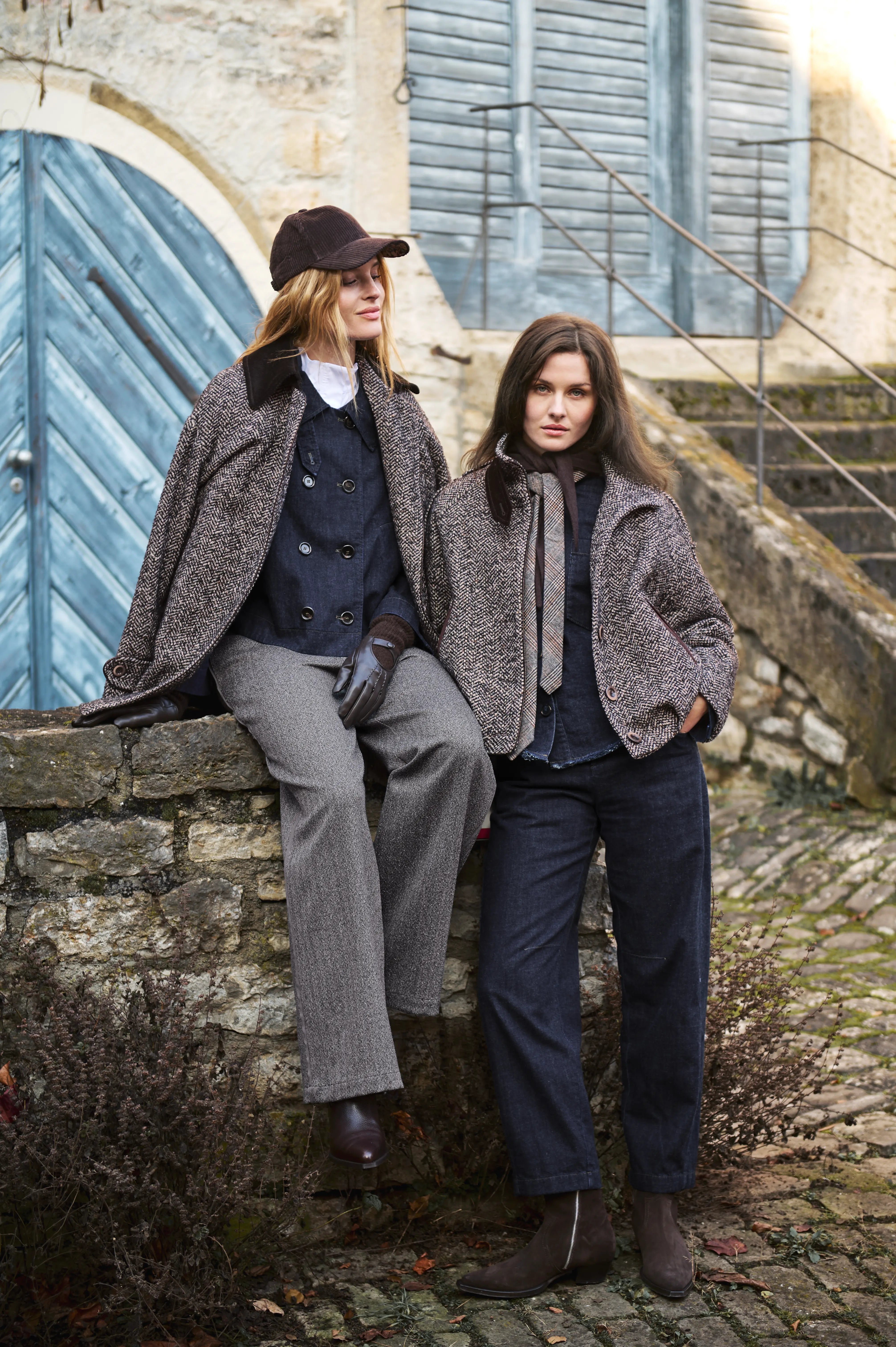 Kurzjacke aus meliertem Tweed VON&ZU